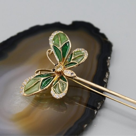 Green Enamel Butterfly Stick Pin Brooch with Faux Pearl - Picture 5 of 11